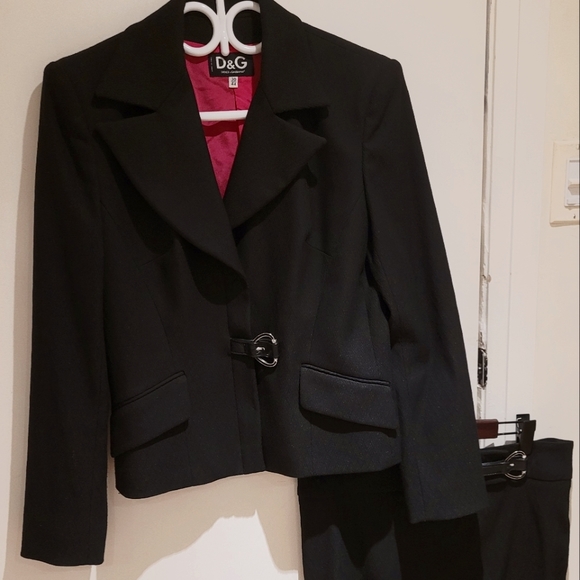 Dolce & Gabbana skirtsuit - Picture 10 of 14